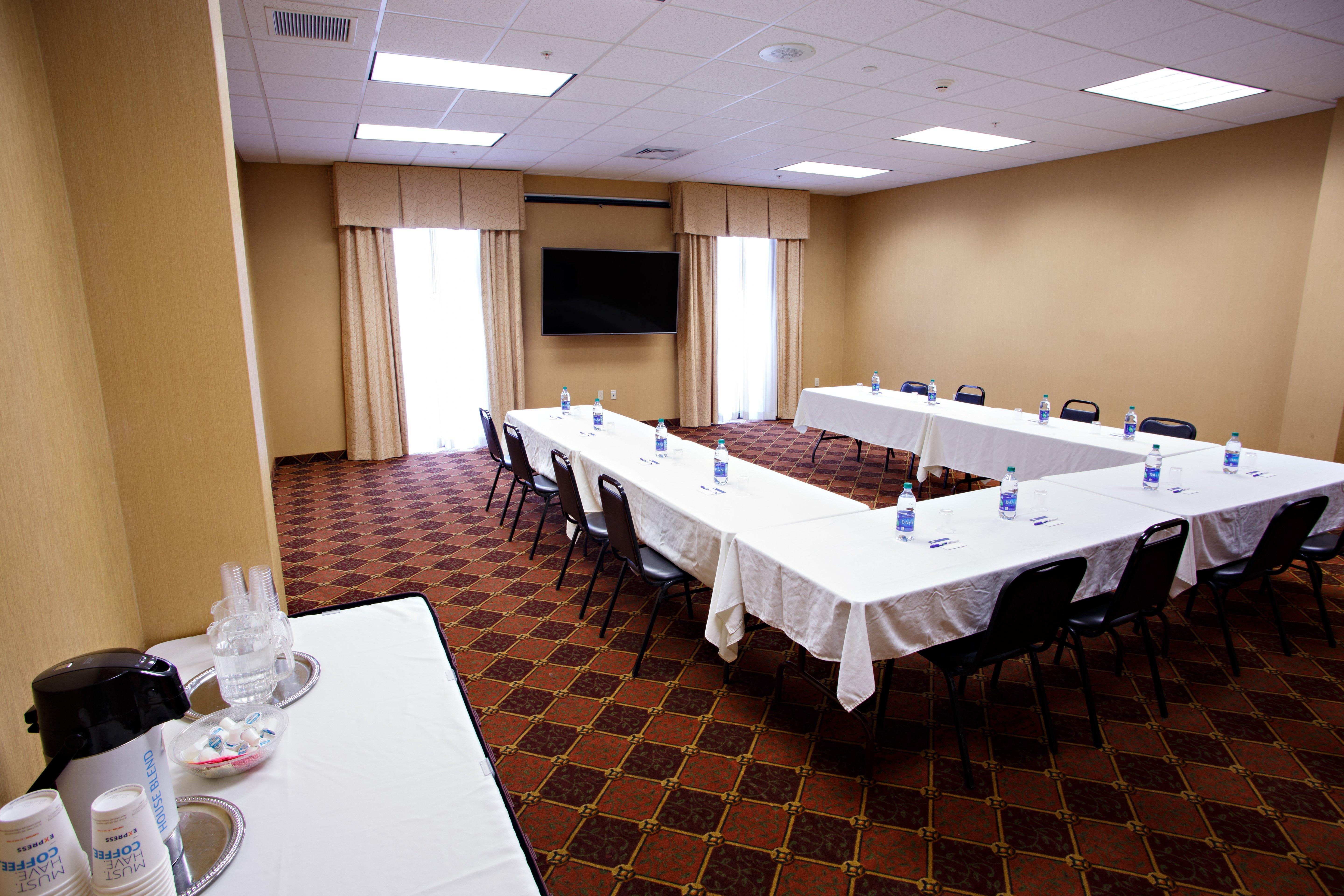 Hotel Holiday Inn Express & Suites Harrisburg West