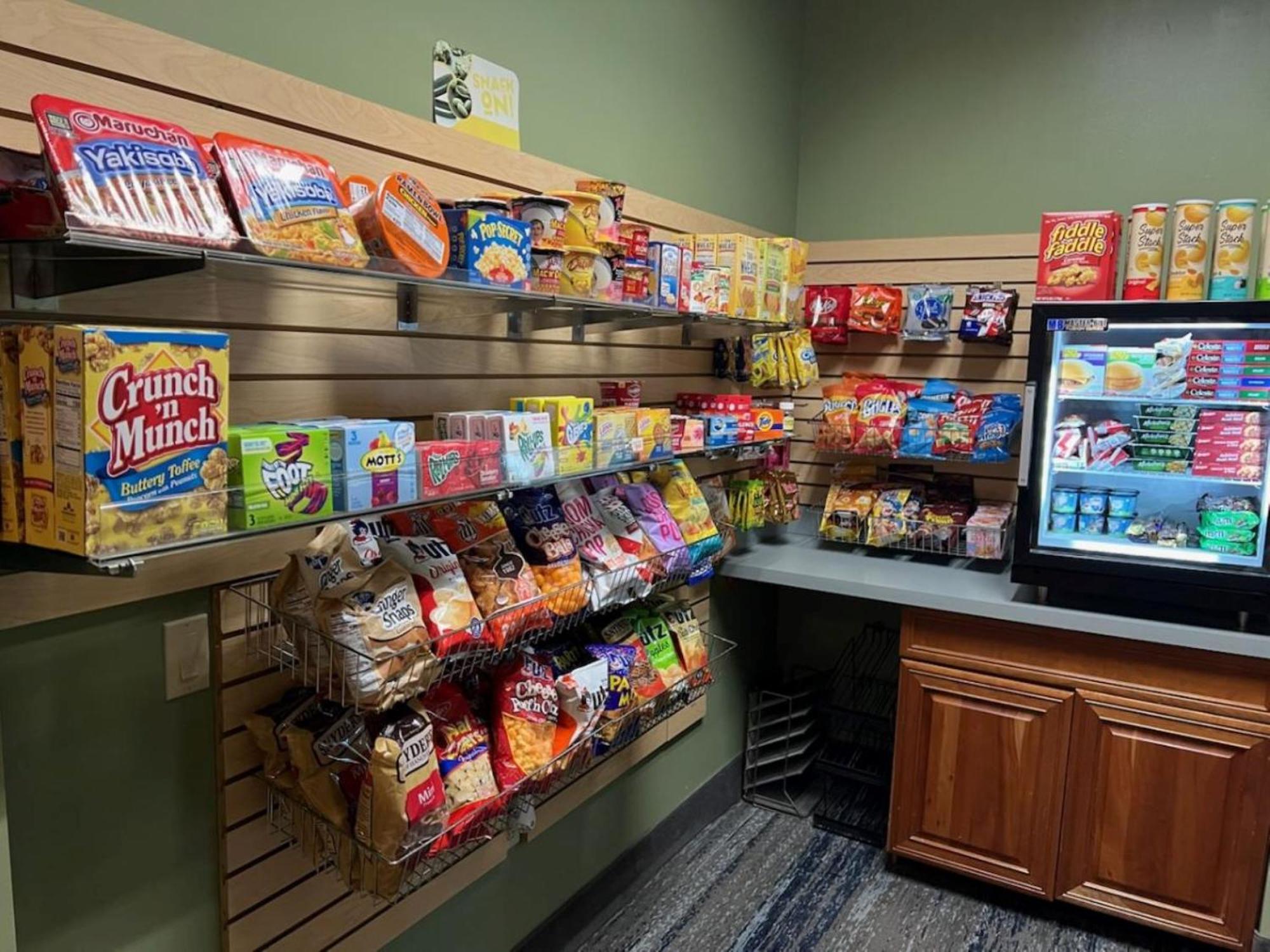 Holiday Inn Express & Suites Harrisburg West Mechanicsburg