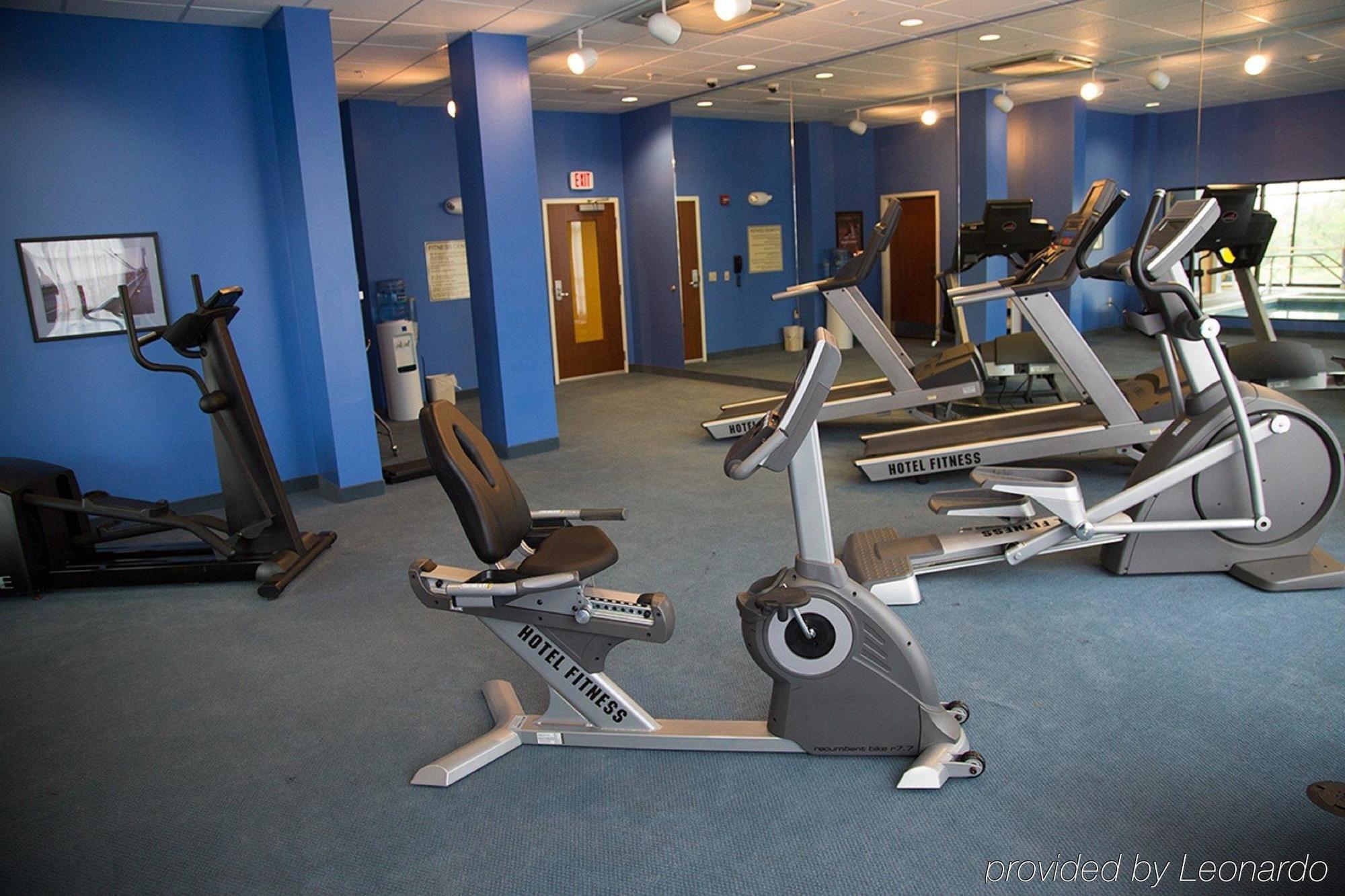 Holiday Inn Express & Suites Harrisburg West Mechanicsburg