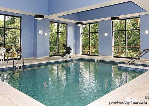Holiday Inn Express & Suites Harrisburg West Hotel Mechanicsburg